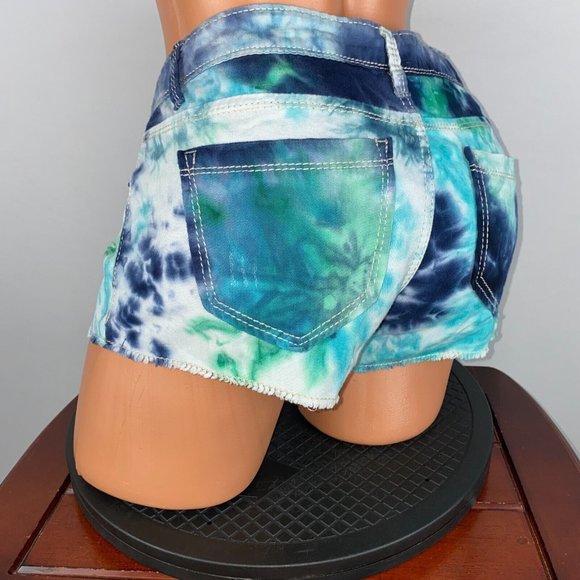 Hippie Laundry Juniors 7 Blue Green White Tie Dye Distressed Fringe Hem Shorts - Picture 7 of 12